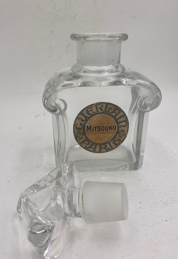 Bottiglia di profumo Guerlain Mitsouko di Baccarat