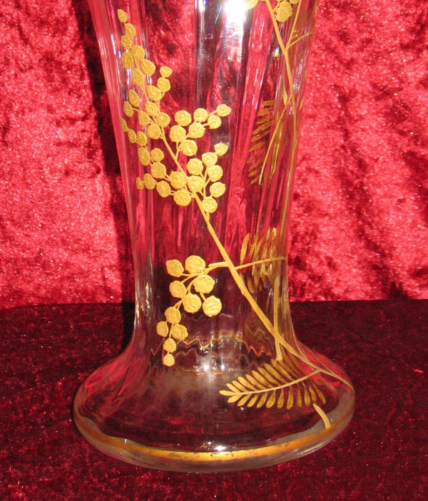 Vaso in vetro dipinto con oro fino decorato a fiori, XIX secolo