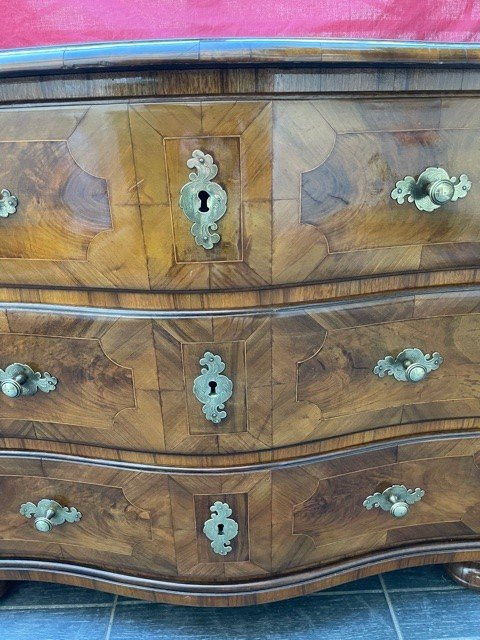 Commode Alsacienne Galbée XVIII Eme Marqueterie