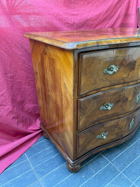 Commode Alsacienne Galbée XVIII Eme Marqueterie