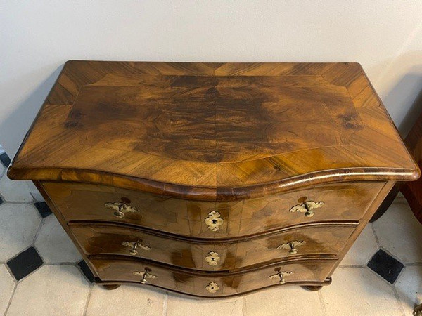 Commode Alsacienne Galbée XVIII Eme Marqueterie