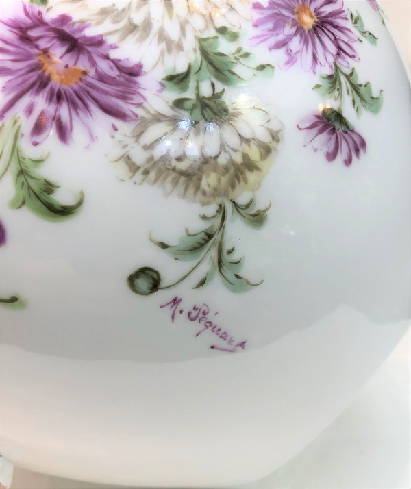 Vecchio grande cachepot in porcellana LIMOGES con decoro stampato D & C firmato M. PEQUART