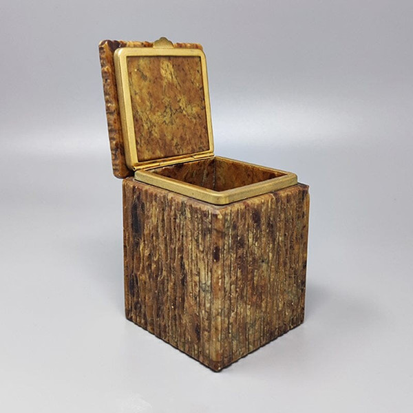1960 Beautiful brown alabaster box. Handmade. Made in Italy