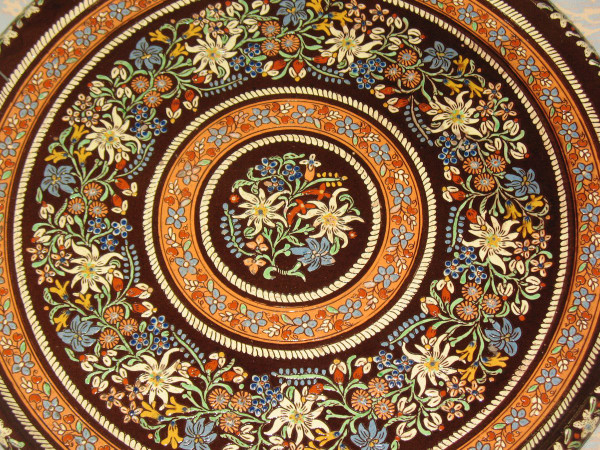 Very large Swiss dish in Thun enamels