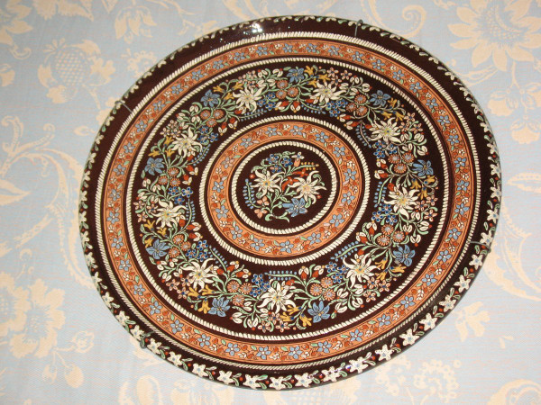 Very large Swiss dish in Thun enamels