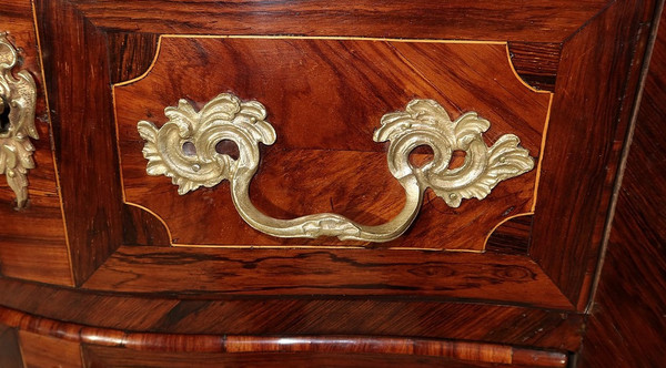 Tomba Piccola Comò in Legno Pregiato, transizione Luigi XIV / Luigi XV – XVIII secolo