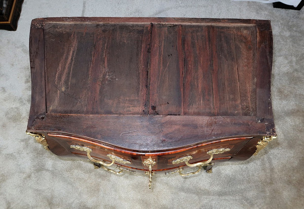 Tomba Piccola Comò in Legno Pregiato, transizione Luigi XIV / Luigi XV – XVIII secolo