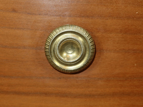 Piccolo comò in ciliegio massiccio, gusto Direttorio - 1° metà del XIX secolo