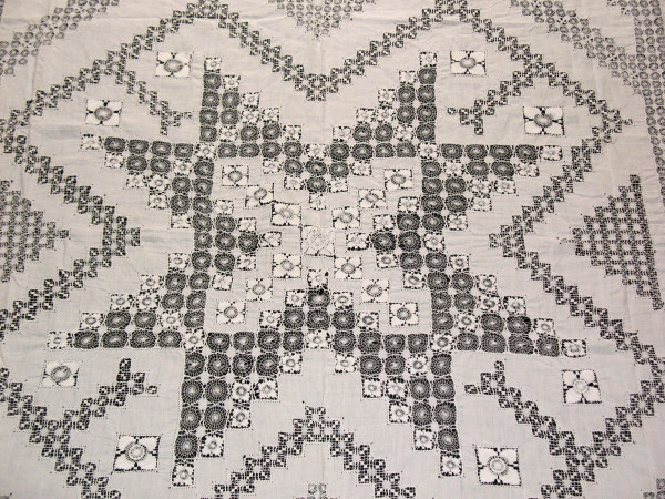 Tovaglia in pizzo in stile Art Déco