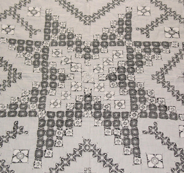 Tovaglia in pizzo in stile Art Déco