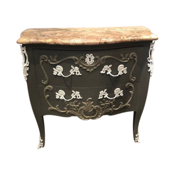 Small patinated chest of drawers Louis XV style