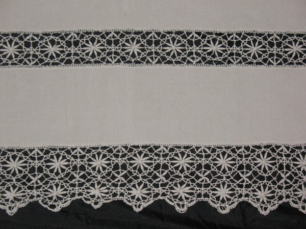 Wedding yarn sheet with bobbin lace return early 20th century initials IC