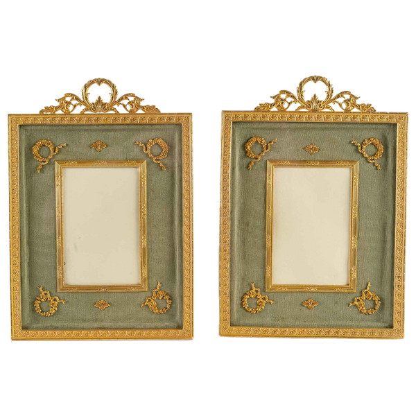 A pair of late 19th century gilt bronze photo frames