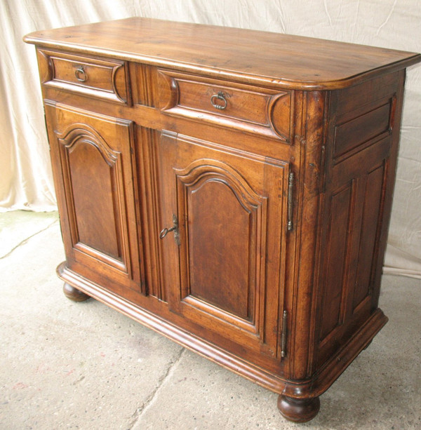 Piccolo buffet in noce biondo Luigi XIV con 2 ante 2 cassetti XVII secolo