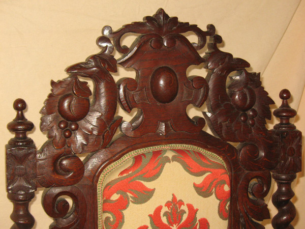 Suite di 6 sedute in stile rinascimentale in rovere intagliato del XIX secolo