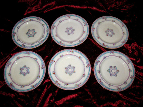 19th century English earthenware dessert service with Minton design