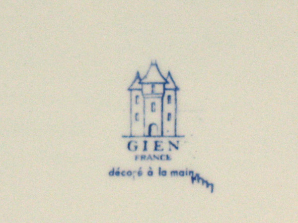 Grand plat de présentation en faïence de Gien décor de Rouen époque 20ème