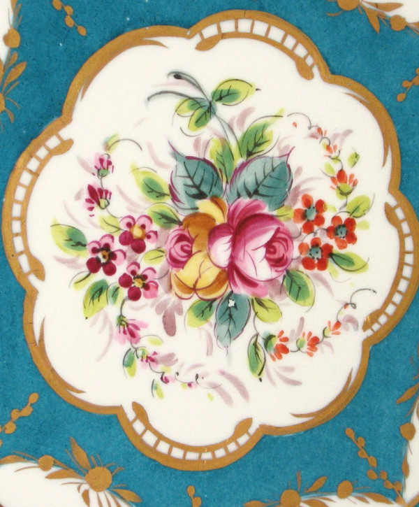 Sèvres porcelain dish and knife in its 20th century box