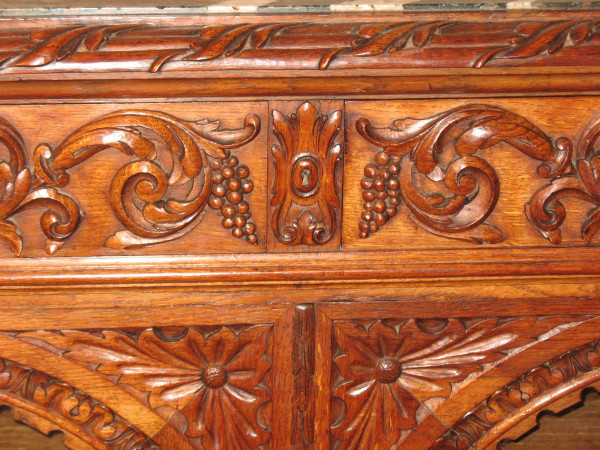 Carved glass dresser in Renaissance style from: Toulouse-Lautrec castle, 19th century