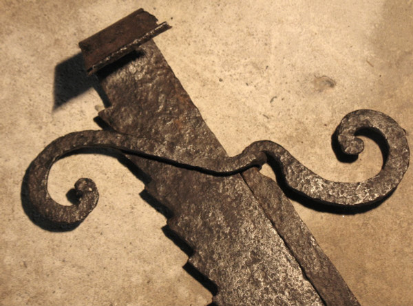 Crémaillère en fer forgé époque 18ème Origine Périgord