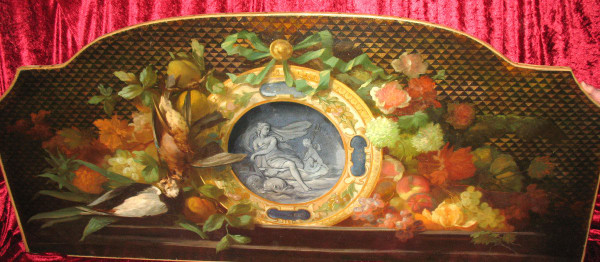 Large oil on canvas from the 18th century with central medallion in grisaille and frame with flowers and fruits
