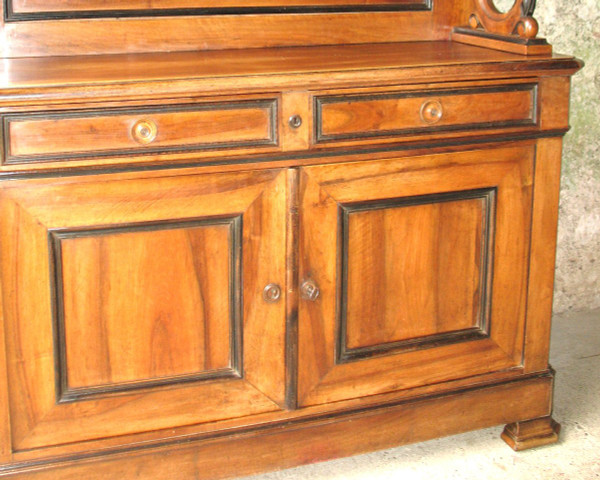 Buffet Saint Hubert 19th century in solid walnut