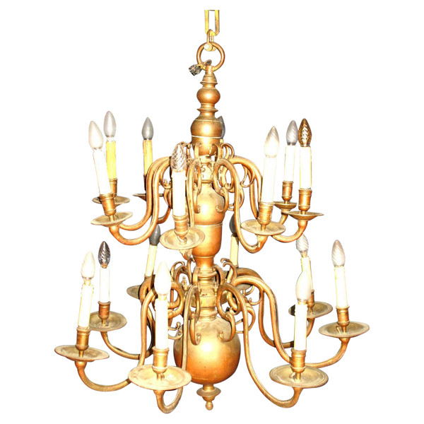 Grande lampadario olandese in bronzo e ottone dell'inizio del XIX secolo con 16 bracci di luce