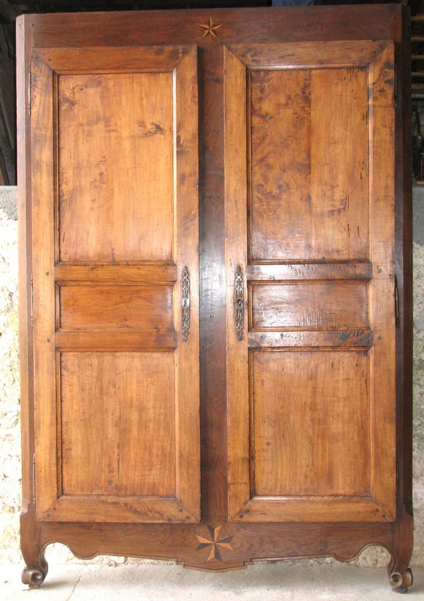Boiserie en châtaignier à 2 portes avec son encadrement Origine Périgord époque 19ème
