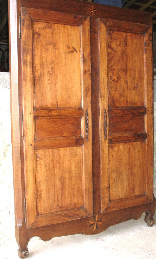 Boiserie en châtaignier à 2 portes avec son encadrement Origine Périgord époque 19ème