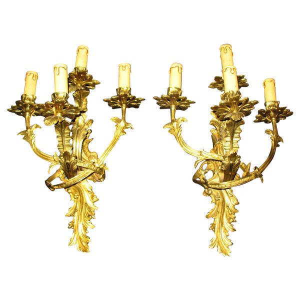 Pair of bronze sconces with 4 lights Louis XV style