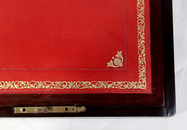 Tavolino da viaggio in legno pregiato e intarsi in osso e ottone, periodo Napoleone III - metà del XIX secolo