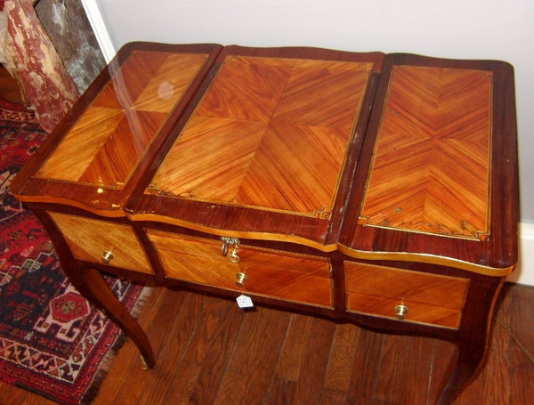 Coiffeuse d'époque Louis XV