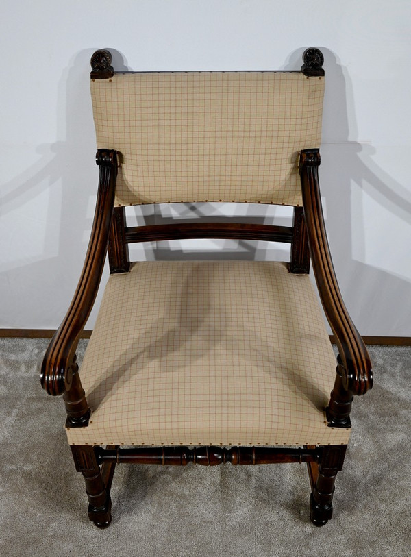 Poltrona in noce, detta Bout de Table, stile rinascimentale - Fine XIX secolo