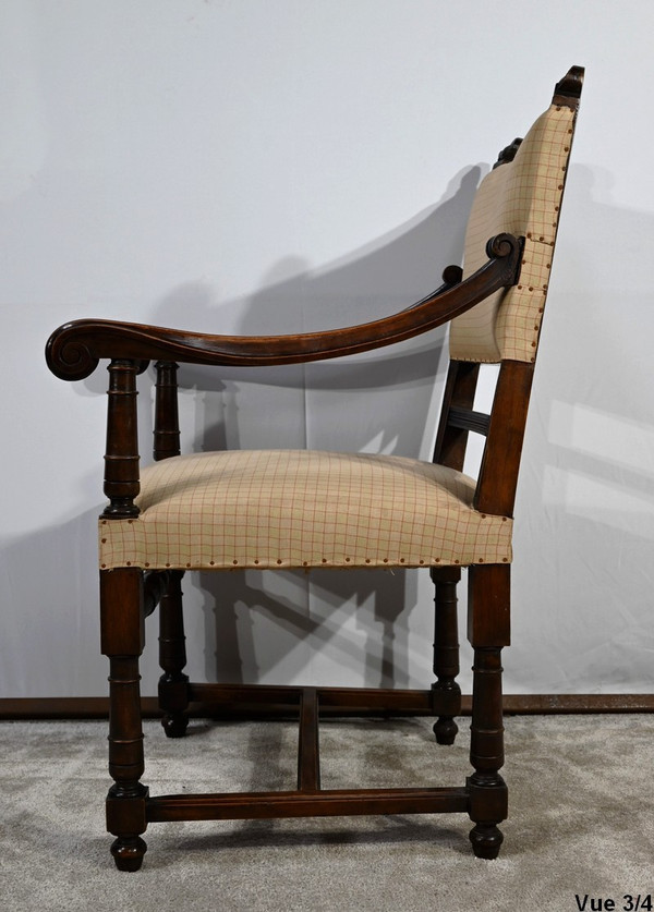 Poltrona in noce, detta Bout de Table, stile rinascimentale - Fine XIX secolo