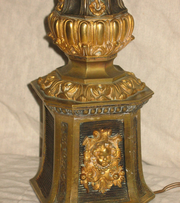 Lampada tipo Carcel in bronzo XIX secolo Periodo della Restaurazione