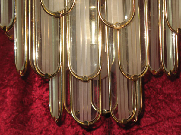 Glass and gilded metal chandelier with 6 sconces from the 60s and 70s