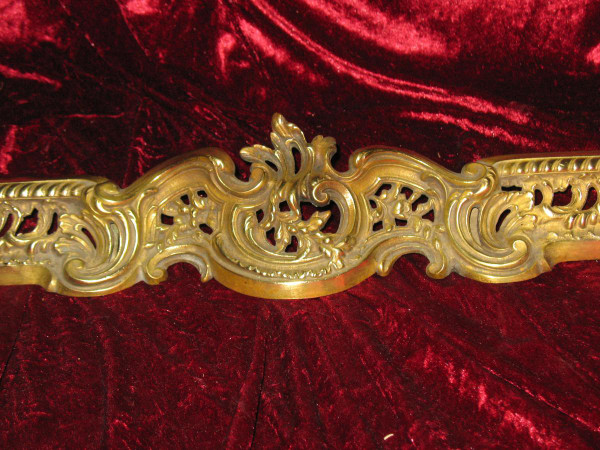 Devant de cheminée en bronze époque 19ème style Louis XV