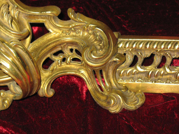 Devant de cheminée en bronze époque 19ème style Louis XV