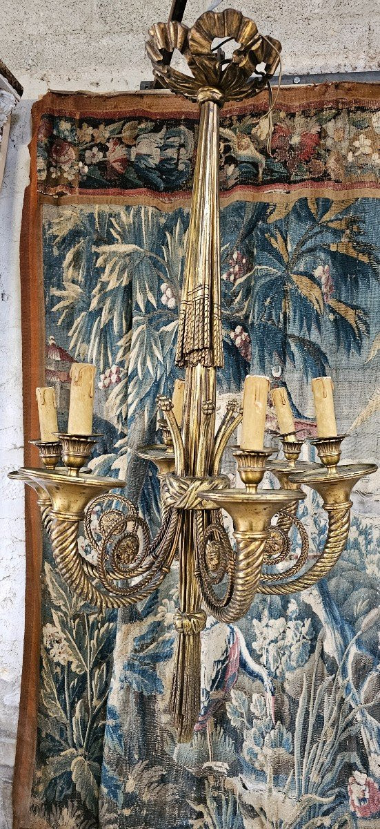 Lustre En Bronze De Style Louis XVI