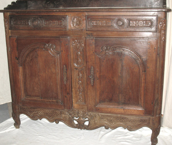 Buffet vaisselier 2 corps en chêne époque 18ème