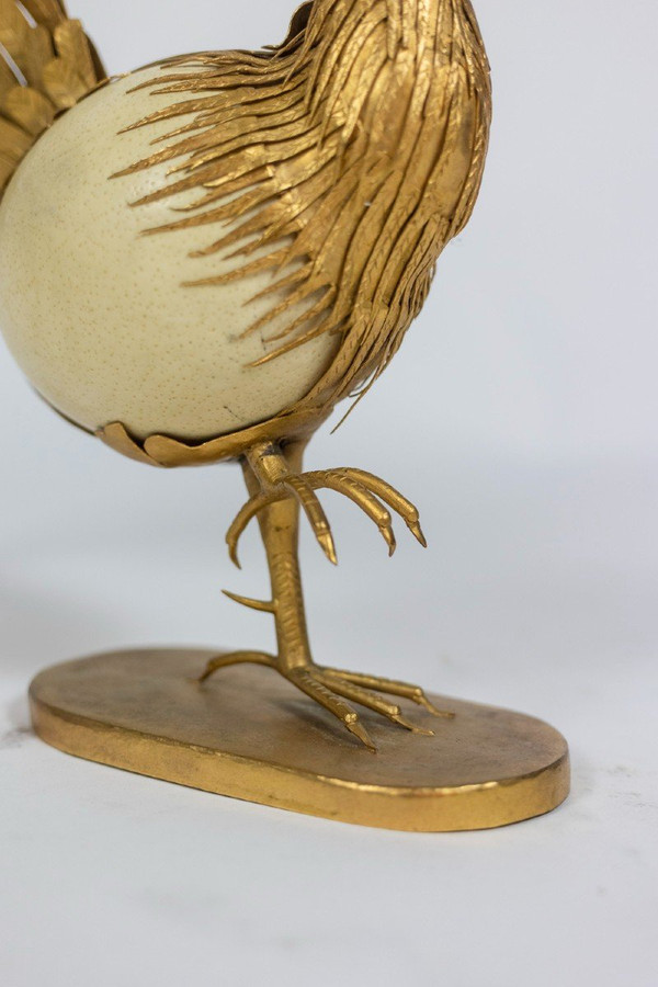 Gallo in uovo di struzzo e ottone dorato, anni '70, Ls5591125d