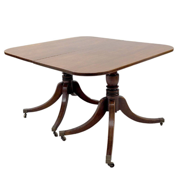 English Rectangle Table In Mahogany With Extensions That Can Make A Pair Of Consoles XIXth Century