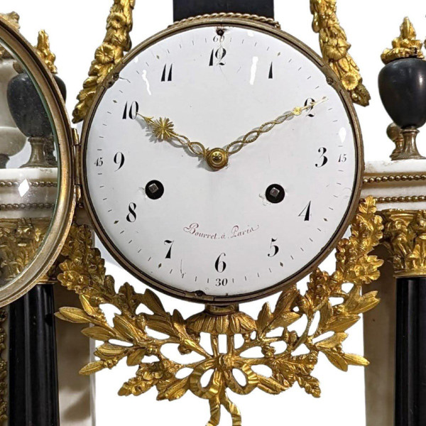 Louis XVI Portico Pendulum In Gilt Bronze And White Marble