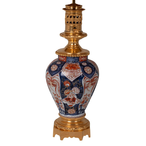 Coppia di lampade in porcellana e bronzo Imari, 1880 circa, LS53631044