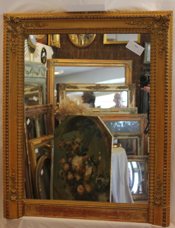 Specchio antico restauro, oro e patina 71 x 89 cm