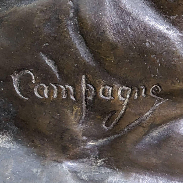 "ispirazione" Grande bronzo di giovane donna alata di Pierre Etienne Daniel Campagne.