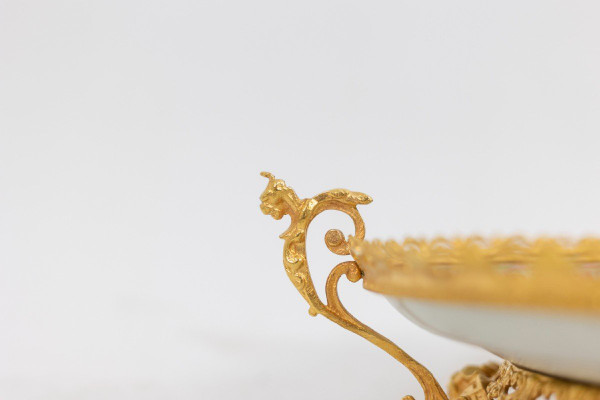 Assiette En Porcelaine De Canton Et Bronze, Circa 1880