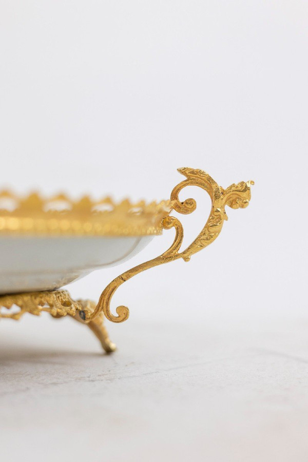 Assiette En Porcelaine De Canton Et Bronze, Circa 1880