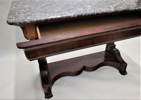 Konsole Aus Mahagoni aus der Restaurationszeit.