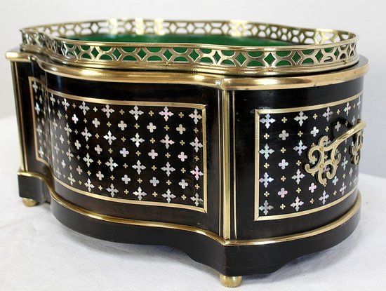 Table planter in blackened wood, Napoleon III period - 19th century